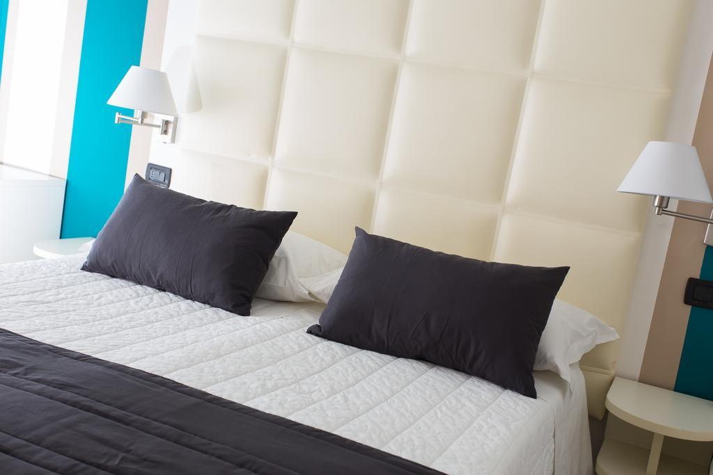 Hotel Flora Milano Marittima Dış mekan fotoğraf