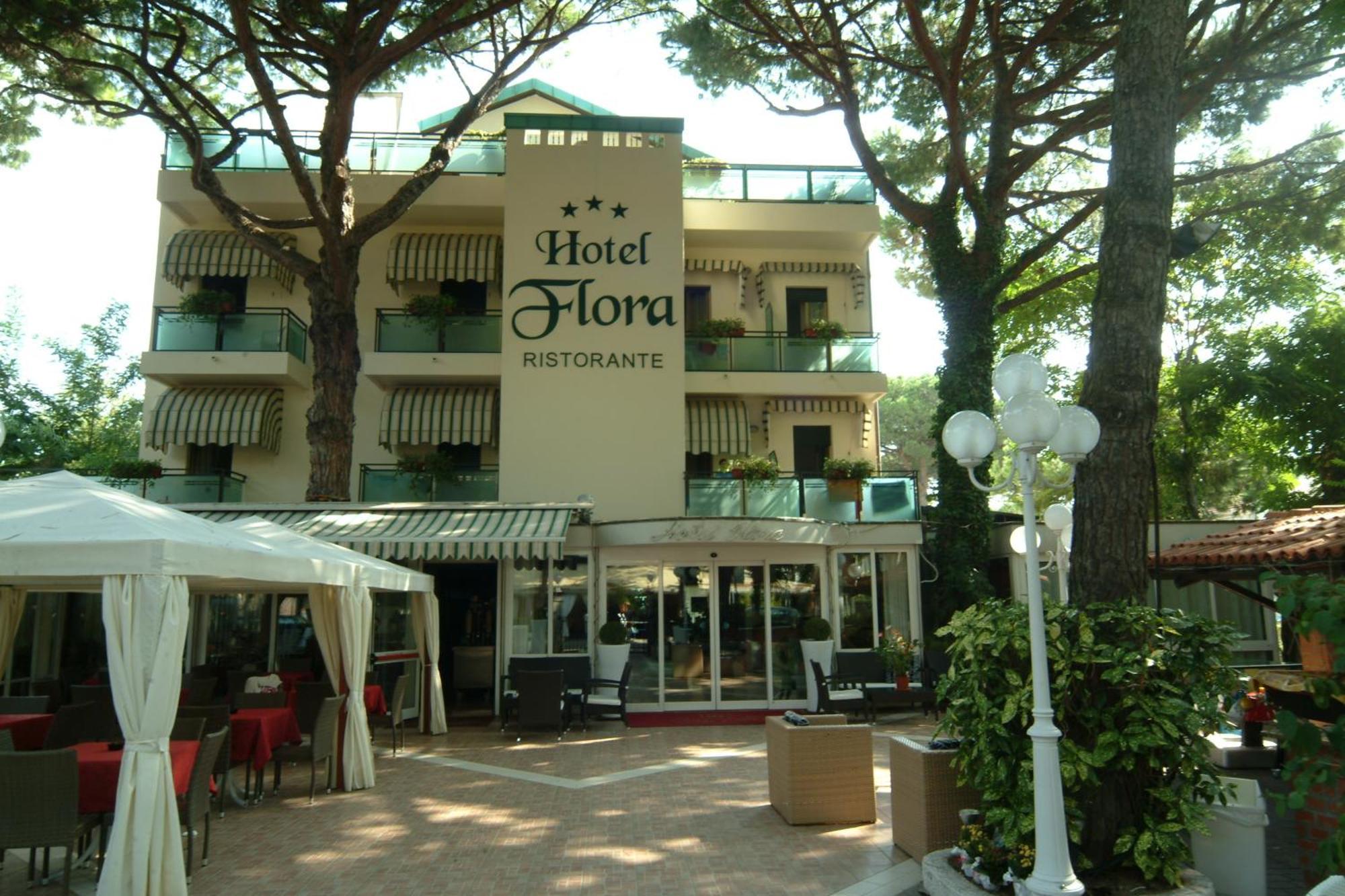Hotel Flora Milano Marittima Dış mekan fotoğraf