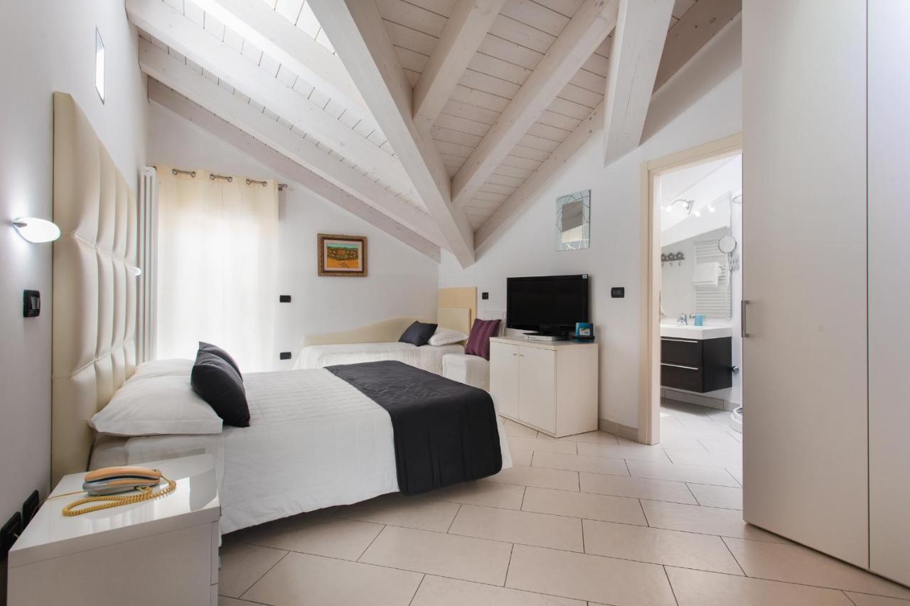 Hotel Flora Milano Marittima Dış mekan fotoğraf